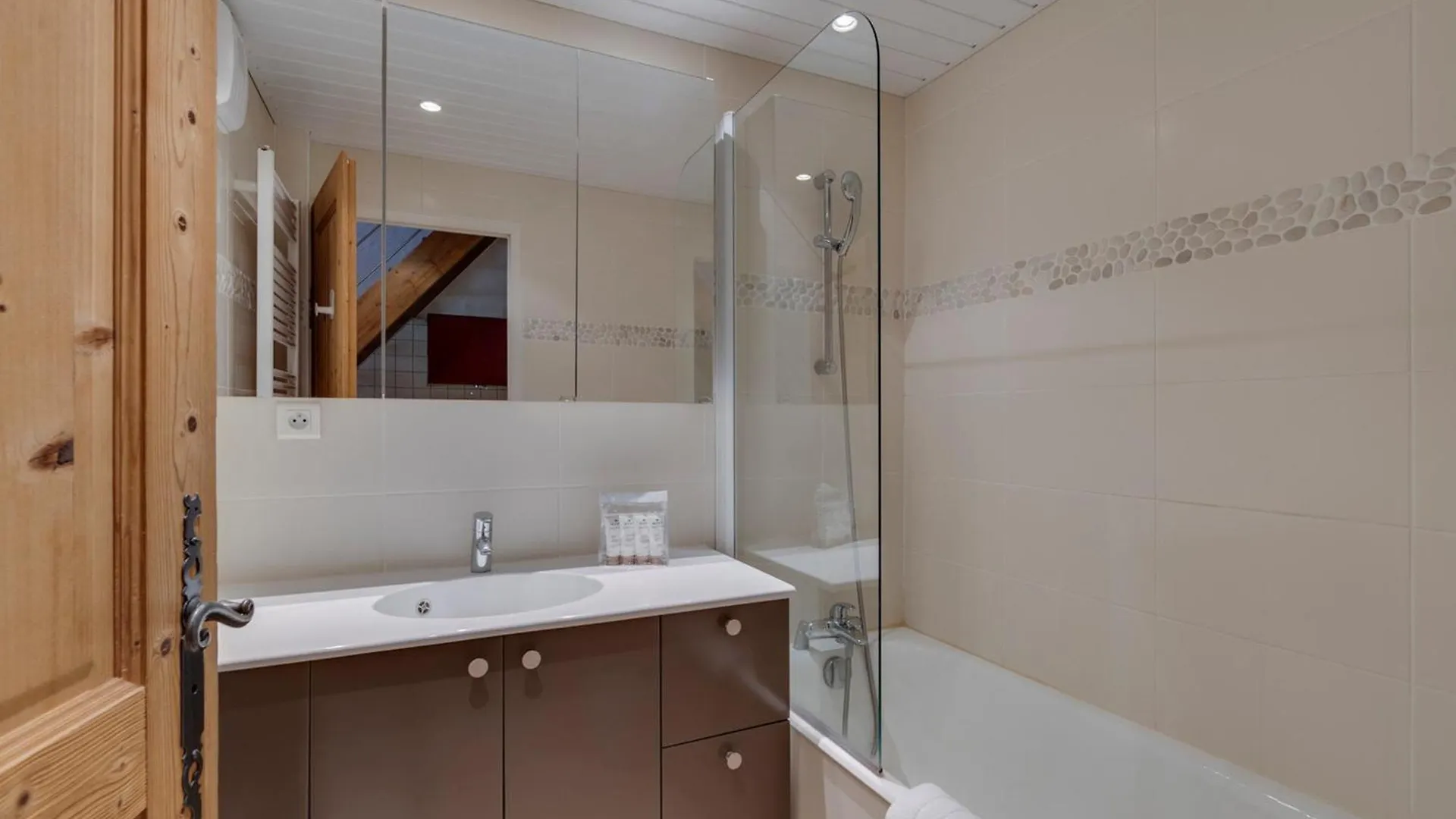 Duplex De Standing 3 Pieces, 8 Pers, Pistes, Wifi, Linge Et Menage Inclus - Tignes Val Claret - Fr-1-641-75 Apartment 0*,